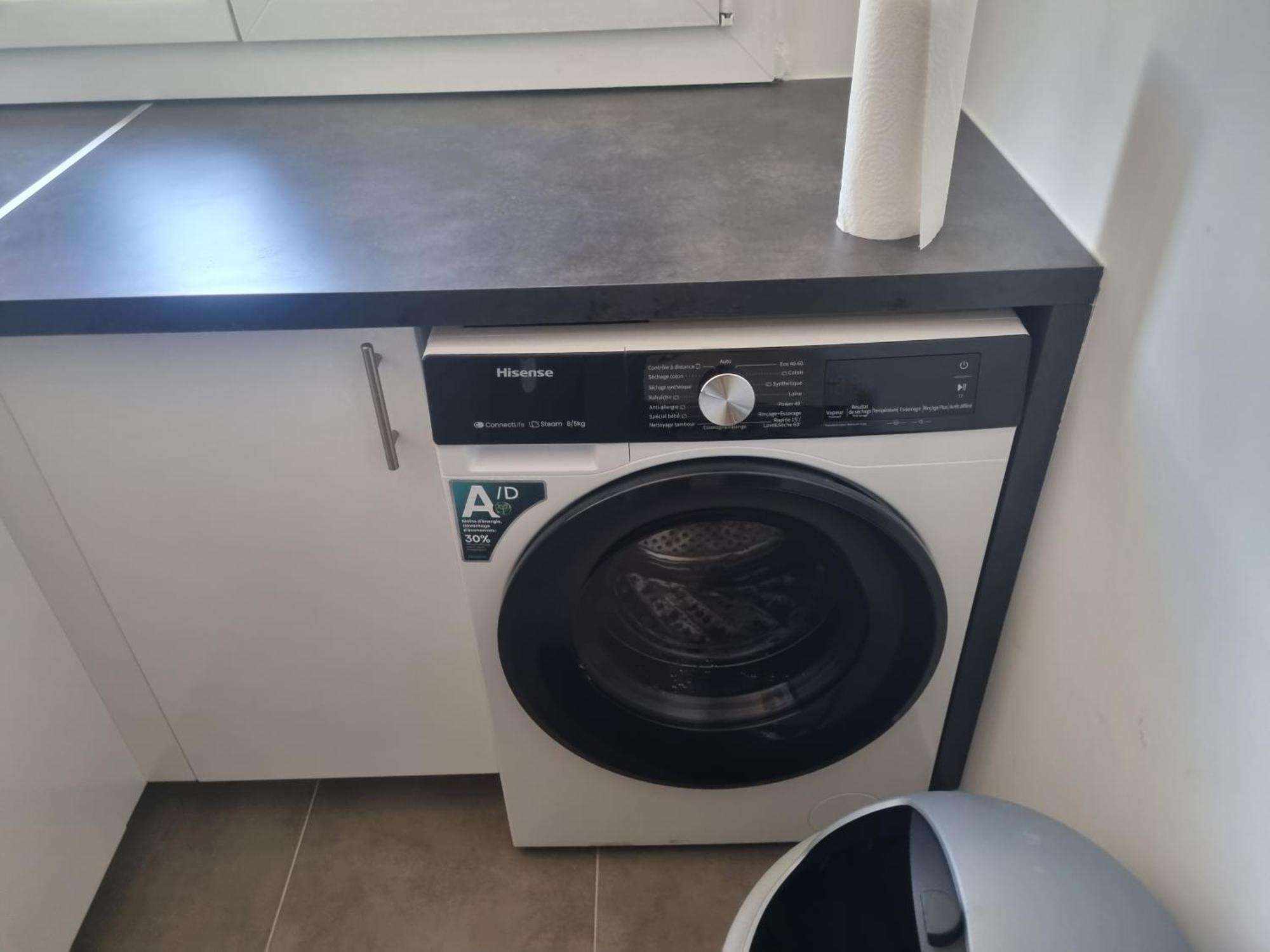 Chambre Privative Renove 2024, Climatisation, Tramway Sur Place , 12 Min Centre, 16 Min Plage, Apercu Lateral Mer, 2 Wc Avec 2 Salle De Bain, Private Room Renovated 2024, Air-Conditioned , Tram On Spot, 2 Toilets And 2 Bathrooms Nice Extérieur photo
